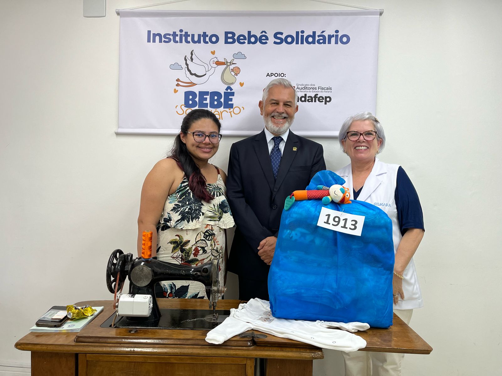 Instituto Bebê Solidário realiza quarta entrega de enxovais do ano